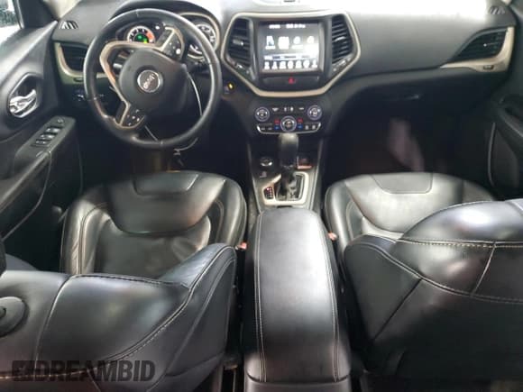 ✅ 2016 Jeep Cherokee Limited • VIN: 1C4PJMDS7GW192894 • Lot: 90115165. Wystawiony na Copart z przebiegiem 365 860 mil. Bezpłatny archiwum sprzedaży aukcyjnych z USA i szczegółowy raport historii pojazdu na DreamBid. Zdjęcie 8.