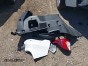 ✅ 2022 Ford Explorer Timberline • VIN: 1FMSK8JH3NGA98523 • Lot: 41846032. Wystawiony na IAAI z przebiegiem 72 786 mil. Bezpłatny archiwum sprzedaży aukcyjnych z USA i szczegółowy raport historii pojazdu na DreamBid. Zdjęcie 12.