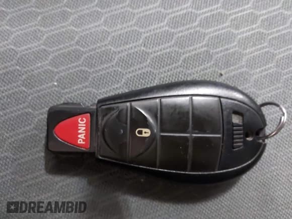 ✅ 2018 Ram 1500 Express • VIN: 1C6RR6FT2JS143479 • Lot: 41569932. Wystawiony na IAAI z przebiegiem 123 717 mil. Bezpłatny archiwum sprzedaży aukcyjnych z USA i szczegółowy raport historii pojazdu na DreamBid. Zdjęcie 11.