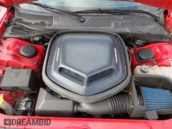 ✅ 2015 Dodge Challenger R/T • VIN: 2C3CDZAT9FH914013 • Lot: 43288641. Wystawiony na IAAI z przebiegiem 61 922 mil. Bezpłatny archiwum sprzedaży aukcyjnych z USA i szczegółowy raport historii pojazdu na DreamBid. Zdjęcie 17.