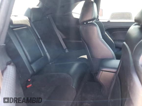 ✅ 2021 Dodge Challenger R/T • VIN: 2C3CDZBT2MH513057 • Lot: 58226814. Wystawiony na Copart z przebiegiem 28 516 mil. Bezpłatny archiwum sprzedaży aukcyjnych z USA i szczegółowy raport historii pojazdu na DreamBid. Zdjęcie 10.