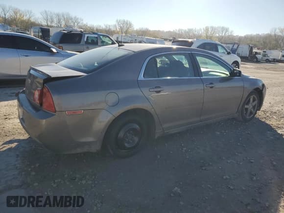 ✅ 2010 Chevrolet Malibu 1LT • VIN: 1G1ZC5E08AF319240 • Lot: 80895424. Listed on Copart with 146,314 mi. Free auction sales archive from the USA and detailed vehicle history report at DreamBid. Image 3.