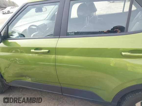 ✅ 2023 Hyundai Venue Limited • VIN: KMHRC8A38PU272882 • Lot: 41752488. Listed on IAAI with 7,003 mi. Free auction sales archive from the USA and detailed vehicle history report at DreamBid. Image 14.