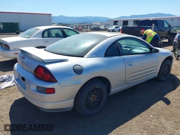 ✅ 2001 Mitsubishi Eclipse GS • VIN: 4A3AC44G91E082676 • Lot: 42576896. Wystawiony na IAAI z przebiegiem 236 199 mil. Bezpłatny archiwum sprzedaży aukcyjnych z USA i szczegółowy raport historii pojazdu na DreamBid. Zdjęcie 4.