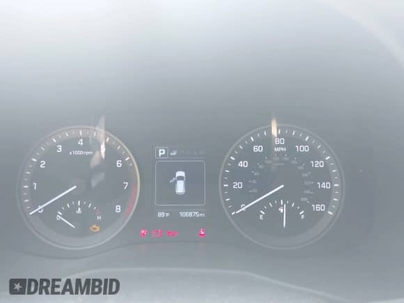 2018 Hyundai Tucson SEL z VIN KM8J33A48JU809752, wystawiony jako IAAI lot #42260436 z przebiegiem 106 875 mil mil oraz . Historia ofert i sprzedaży dostępna na DreamBid. Obrazek 7.