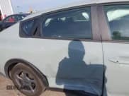 ✅ 2025 Kia K4 LXS • VIN: 3KPFT4DE0SE114962 • Lot: 43223097. Listed on IAAI with 6,118 mi. Free auction sales archive from the USA and detailed vehicle history report at DreamBid. Image 6.