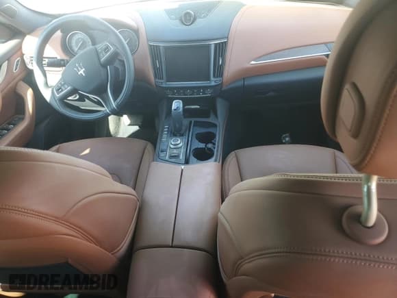 ✅ 2023 Maserati Levante GT • VIN: ZN661XUA4PX419715 • Lot: 73743104. Listed on Copart with Not provided. Free auction sales archive from the USA and detailed vehicle history report at DreamBid. Image 8.