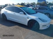 ✅ 2018 Tesla Model 3 Long Range Battery • VIN: 5YJ3E1EA0JF059090 • Lot: 43149224. Wystawiony na IAAI z przebiegiem 137 031 mil. Bezpłatny archiwum sprzedaży aukcyjnych z USA i szczegółowy raport historii pojazdu na DreamBid. Zdjęcie 1.