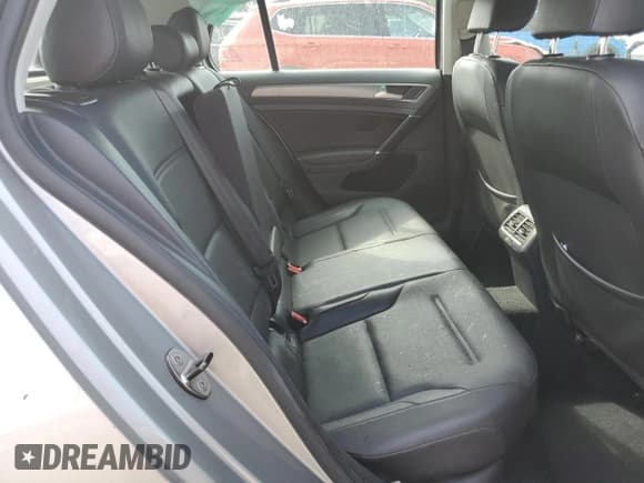 ✅ 2015 Volkswagen Golf TSI S • VIN: 3VW217AU5FM021722 • Lot: 71365315. Wystawiony na Copart z przebiegiem 107 392 mil. Bezpłatny archiwum sprzedaży aukcyjnych z USA i szczegółowy raport historii pojazdu na DreamBid. Zdjęcie 10.