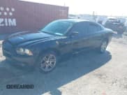 ✅ 2014 Dodge Charger Police • VIN: 2C3CDXATXEH191100 • Лот: 43221692. Опубликован ранее на IAAI с пробегом 221 239 миль. Бесплатный доступ к архиву аукционных продаж из США и подробный отчёт об истории автомобиля на DreamBid. Изображение 2.