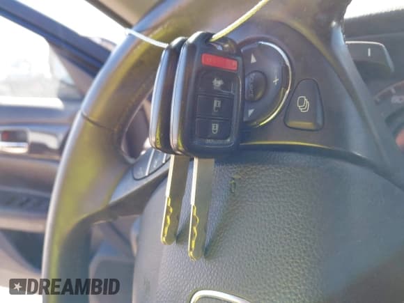 ✅ 2015 Honda Accord Sport • VIN: 1HGCR2F50FA256838 • Лот: 43478552. Опубликован ранее на IAAI с пробегом 175 769 миль. Бесплатный доступ к архиву аукционных продаж из США и подробный отчёт об истории автомобиля на DreamBid. Изображение 11.