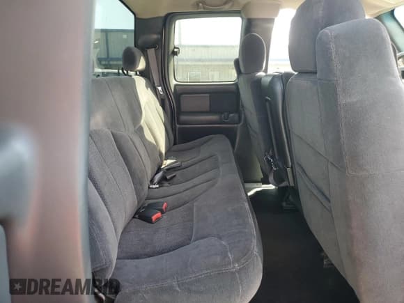 ✅ 2002 Chevrolet Silverado 1500 LS • VIN: 1GCEK19T92E301455 • Лот: 74051784. Опубликован ранее на Copart с пробегом 175 111 миль. Бесплатный доступ к архиву аукционных продаж из США и подробный отчёт об истории автомобиля на DreamBid. Изображение 11.