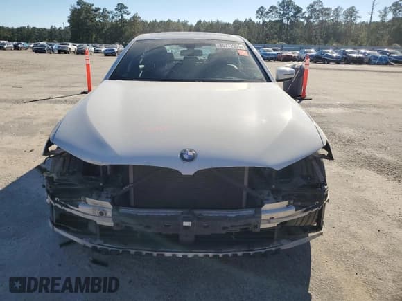 ✅ 2017 BMW 5 Series 530i • VIN: WBAJA5C38HG896133 • Лот: 86772955. Опубликован ранее на Copart с пробегом 102 969 миль. Бесплатный доступ к архиву аукционных продаж из США и подробный отчёт об истории автомобиля на DreamBid. Изображение 5.