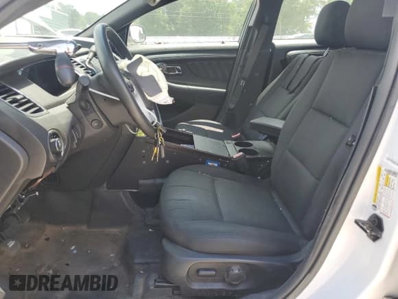 ✅ 2016 Ford Police Interceptor • VIN: 1FAHP2MT8GG144840 • Lot: 63694845. Listed on Copart with 85,814 mi. Free auction sales archive from the USA and detailed vehicle history report at DreamBid. Image 7.