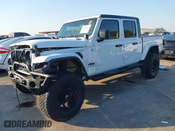 ✅ 2020 Jeep Gladiator Sport S • VIN: 1C6JJTAG4LL109568 • Lot: 43367622. Wystawiony na IAAI z przebiegiem 63 510 mil. Bezpłatny archiwum sprzedaży aukcyjnych z USA i szczegółowy raport historii pojazdu na DreamBid. Zdjęcie 21.