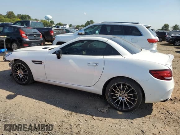 ✅ 2019 Mercedes-Benz SLC 300 • VIN: WDDPK3JA8KF163227 • Lot: 71080094. Listed on Copart with 56,462 mi. Free auction sales archive from the USA and detailed vehicle history report at DreamBid. Image 2.