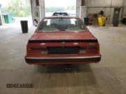 ✅ 1988 BMW M6 • VIN: WBAEE1417J2561041 • Lot: 71390635. Wystawiony na Copart z przebiegiem 116 396 mil. Bezpłatny archiwum sprzedaży aukcyjnych z USA i szczegółowy raport historii pojazdu na DreamBid. Zdjęcie 6.