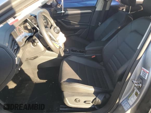 ✅ 2021 Volkswagen Jetta S • VIN: 3VWC57BU4MM100139 • Лот: 92348545. Опубликован ранее на Copart с пробегом 66 088 миль. Бесплатный доступ к архиву аукционных продаж из США и подробный отчёт об истории автомобиля на DreamBid. Изображение 7.