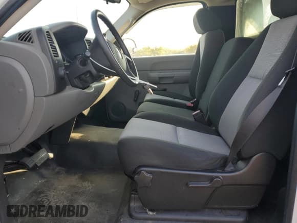 ✅ 2009 GMC Sierra 1500 Work Truck • VIN: 1GTEC14X29Z211929 • Лот: 90378395. Опубликован ранее на Copart с пробегом 87 454 миль. Бесплатный доступ к архиву аукционных продаж из США и подробный отчёт об истории автомобиля на DreamBid. Изображение 7.