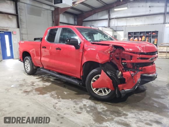 ✅ 2020 Chevrolet Silverado 1500 RST • VIN: 1GCRYEED3LZ310989 • Lot: 57786245. Listed on Copart with 35,343 mi. Free auction sales archive from the USA and detailed vehicle history report at DreamBid. Image 4.