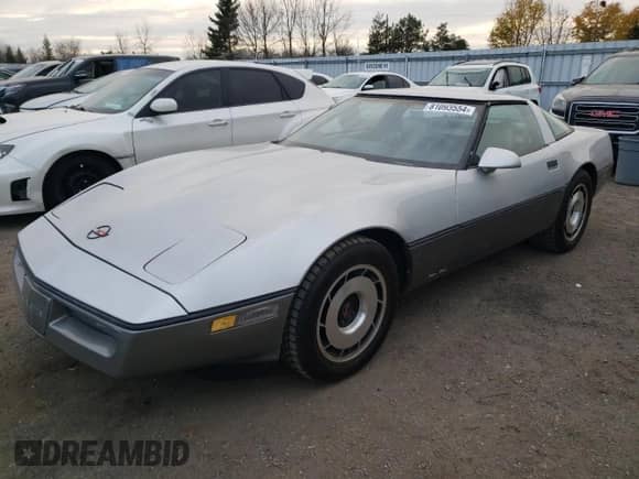 1984 Chevrolet Corvette with VIN 1G1AY0785E5107444, listed as a Copart auction lot 81093554 with 75,213 mi miles and Clean title. Bid and sale history available at DreamBid. Image 1.