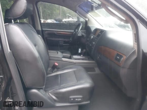 ✅ 2010 Nissan Armada Titanium • VIN: 5N1AA0NC4AN622654 • Lot: 42336433. Wystawiony na IAAI z przebiegiem 216 565 mil. Bezpłatny archiwum sprzedaży aukcyjnych z USA i szczegółowy raport historii pojazdu na DreamBid. Zdjęcie 5.