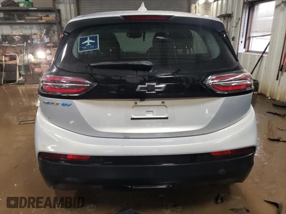 ✅ 2023 Chevrolet Bolt EV 1LT • VIN: 1G1FW6S00P4149318 • Lot: 44242085. Wystawiony na Copart z przebiegiem 62 035 mil. Bezpłatny archiwum sprzedaży aukcyjnych z USA i szczegółowy raport historii pojazdu na DreamBid. Zdjęcie 6.