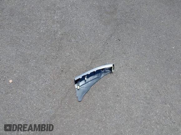 ✅ 2021 Toyota 4Runner SR5 • VIN: JTEMU5JR3M5944752 • Lot: 42174806. Listed on IAAI with 31,838 mi. Free auction sales archive from the USA and detailed vehicle history report at DreamBid. Image 12.