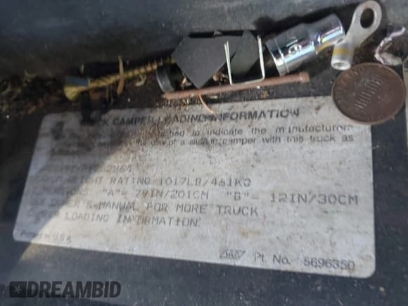 ✅ 1994 Chevrolet Silverado 1500 • VIN: 2GCEC19ZXR1282864 • Lot: 43584766. Wystawiony na IAAI z przebiegiem 260 656 mil. Bezpłatny archiwum sprzedaży aukcyjnych z USA i szczegółowy raport historii pojazdu na DreamBid. Zdjęcie 9.