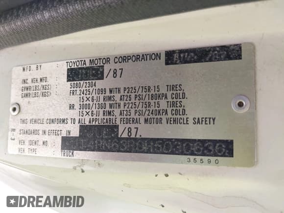 ✅ 1987 Toyota Pickup • VIN: JT4RN63R0H5030636 • Lot: 42335709. Listed on IAAI with 199,999 mi. Free auction sales archive from the USA and detailed vehicle history report at DreamBid. Image 9.