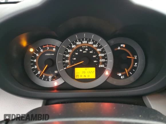 ✅ 2009 Toyota RAV4 • VIN: JTMBK35V395073260 • Лот: 93061775. Опубликован ранее на Copart с пробегом 361 322 миль. Бесплатный доступ к архиву аукционных продаж из США и подробный отчёт об истории автомобиля на DreamBid. Изображение 9.