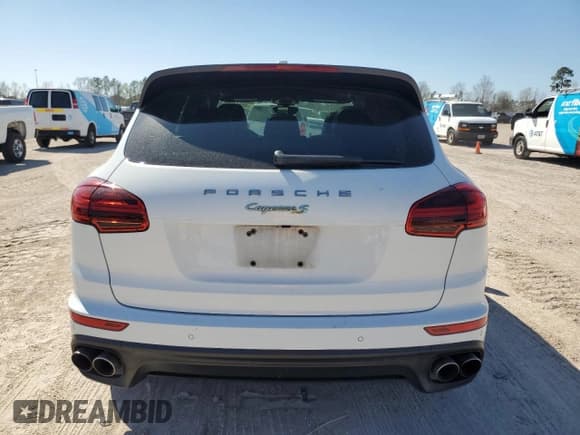 ✅ 2017 Porsche Cayenne S E-Hybrid • VIN: WP1AE2A28HLA68265 • Лот: 48814205. Опубликован ранее на Copart с пробегом 132 996 миль. Бесплатный доступ к архиву аукционных продаж из США и подробный отчёт об истории автомобиля на DreamBid. Изображение 6.