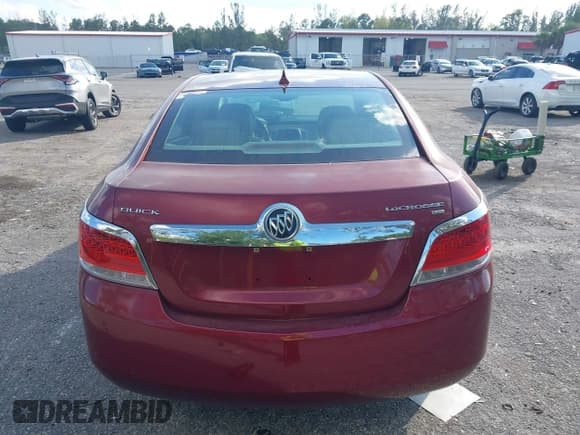 ✅ 2010 Buick LaCrosse CXL • VIN: 1G4GC5EG0AF290811 • Lot: 43748099. Listed on IAAI with 86,349 mi. Free auction sales archive from the USA and detailed vehicle history report at DreamBid. Image 16.