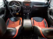 ✅ 2018 Jeep Wrangler Unlimited Sport S • VIN: 1C4HJWDG2JL920979 • Lot: 82116453. Wystawiony na Copart z przebiegiem 71 177 mil. Bezpłatny archiwum sprzedaży aukcyjnych z USA i szczegółowy raport historii pojazdu na DreamBid. Zdjęcie 8.