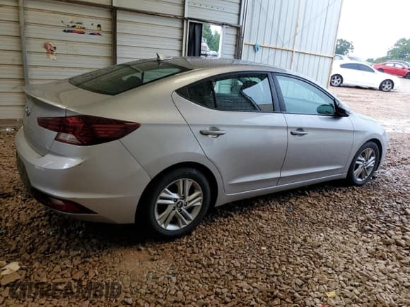 ✅ 2020 Hyundai Elantra SEL • VIN: 5NPD84LF7LH580601 • Lot: 68424055. Listed on Copart with 136,145 mi. Free auction sales archive from the USA and detailed vehicle history report at DreamBid. Image 3.