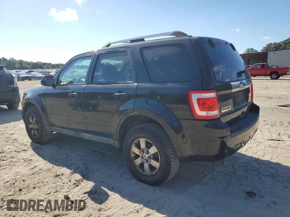 ✅ 2011 Ford Escape Limited • VIN: 1FMCU9E79BKB27750 • Lot: 85282135. Wystawiony na Copart z przebiegiem 271 102 mil. Bezpłatny archiwum sprzedaży aukcyjnych z USA i szczegółowy raport historii pojazdu na DreamBid. Zdjęcie 2.