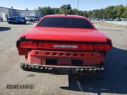 ✅ 2010 Dodge Challenger SE • VIN: 2B3CJ4DV1AH229728 • Lot: 70408574. Wystawiony na Copart z przebiegiem 98 147 mil. Bezpłatny archiwum sprzedaży aukcyjnych z USA i szczegółowy raport historii pojazdu na DreamBid. Zdjęcie 6.