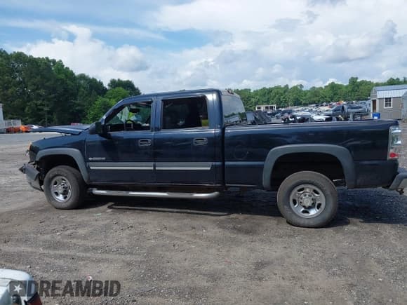 ✅ 2004 Chevrolet Silverado 2500HD LS • VIN: 1GCHC23U74F187387 • Лот: 42452518. Опубликован ранее на IAAI с пробегом 259 952 миль. Бесплатный доступ к архиву аукционных продаж из США и подробный отчёт об истории автомобиля на DreamBid. Изображение 14.
