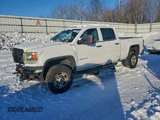✅ 2016 GMC Sierra 2500HD • VIN: 1GT12REG9GF152326 • Лот: 94287285. Опубликован ранее на Copart с пробегом 201 743 миль. Бесплатный доступ к архиву аукционных продаж из США и подробный отчёт об истории автомобиля на DreamBid. Изображение 1.