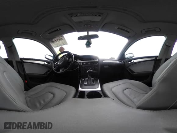 ✅ 2013 Audi A4 Premium • VIN: WAUAFAFL8DA181467 • Лот: 42672105. Опубликован ранее на IAAI с пробегом 136 633 миль. Бесплатный доступ к архиву аукционных продаж из США и подробный отчёт об истории автомобиля на DreamBid. Изображение 18.