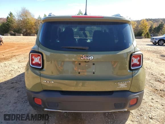 ✅ 2015 Jeep Renegade Limited • VIN: ZACCJBDT0FPB56995 • Lot: 92163315. Wystawiony na Copart z przebiegiem 123 960 mil. Bezpłatny archiwum sprzedaży aukcyjnych z USA i szczegółowy raport historii pojazdu na DreamBid. Zdjęcie 6.
