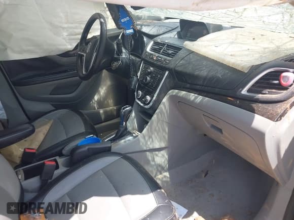 ✅ 2016 Buick Encore Leather • VIN: KL4CJCSB6GB657081 • Lot: 42564023. Wystawiony na IAAI z przebiegiem 174 131 mil. Bezpłatny archiwum sprzedaży aukcyjnych z USA i szczegółowy raport historii pojazdu na DreamBid. Zdjęcie 5.