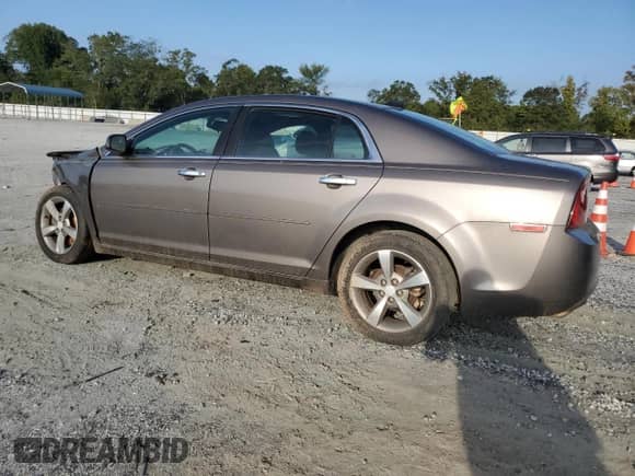 ✅ 2012 Chevrolet Malibu 1LT • VIN: 1G1ZC5E00CF255746 • Лот: 84266045. Опубликован ранее на Copart с пробегом 155 723 миль. Бесплатный доступ к архиву аукционных продаж из США и подробный отчёт об истории автомобиля на DreamBid. Изображение 2.