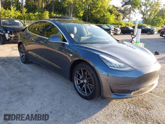 ✅ 2019 Tesla Model 3 Mid Range • VIN: 5YJ3E1EA0KF298348 • Лот: 43523806. Опубликован ранее на IAAI с пробегом 108 498 миль. Бесплатный доступ к архиву аукционных продаж из США и подробный отчёт об истории автомобиля на DreamBid. Изображение 1.