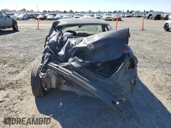 ✅ 2003 Honda Accord LX • VIN: 1HGCM72233A033325 • Lot: 82252475. Wystawiony na Copart z przebiegiem 199 145 mil. Bezpłatny archiwum sprzedaży aukcyjnych z USA i szczegółowy raport historii pojazdu na DreamBid. Zdjęcie 6.