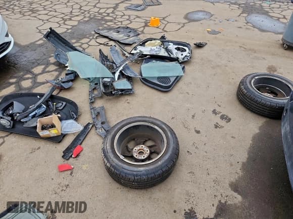 ✅ 2015 Mazda 3 i Touring • VIN: 3MZBM1L7XFM192753 • Lot: 93684985. Listed on Copart with 69,835 mi. Free auction sales archive from the USA and detailed vehicle history report at DreamBid. Image 12.