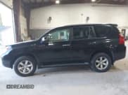 ✅ 2011 Lexus GX 460 • VIN: JTJBM7FX8B5020378 • Lot: 43552409. Wystawiony na IAAI z przebiegiem 174 851 mil. Bezpłatny archiwum sprzedaży aukcyjnych z USA i szczegółowy raport historii pojazdu na DreamBid. Zdjęcie 14.