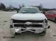 2012 Chevrolet Silverado 3500HD Work Truck z VIN 1GC0KZCG4CZ191509, wystawiony jako Copart lot #41818965 z przebiegiem 227 705 mil mil oraz Szkoda całkowita • Salvage title. Historia ofert i sprzedaży dostępna na DreamBid. Obrazek 5.