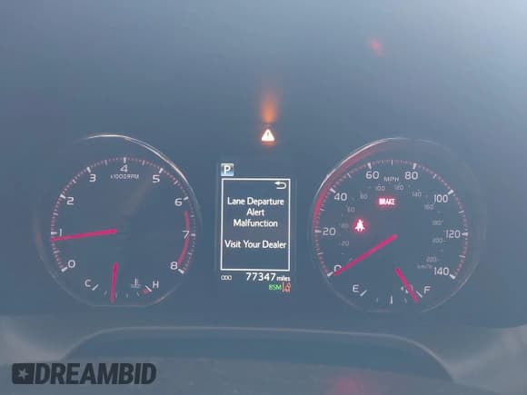 ✅ 2018 Toyota RAV4 SE • VIN: JTMJFREV4JJ234004 • Lot: 42287538. Listed on IAAI with 77,347 mi. Free auction sales archive from the USA and detailed vehicle history report at DreamBid. Image 7.