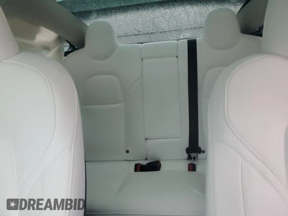 ✅ 2023 Tesla Model 3 • VIN: 5YJ3E1EA7PF611967 • Lot: 93598625. Wystawiony na Copart z przebiegiem Nie podano. Bezpłatny archiwum sprzedaży aukcyjnych z USA i szczegółowy raport historii pojazdu na DreamBid. Zdjęcie 10.